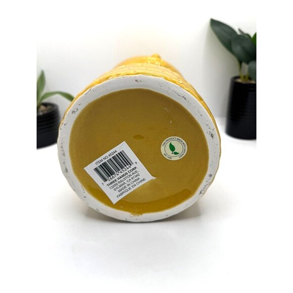 Three Hands Yellow Ceramic-Porcelain Decorative Vase With Face Design - Picture 8 of 8